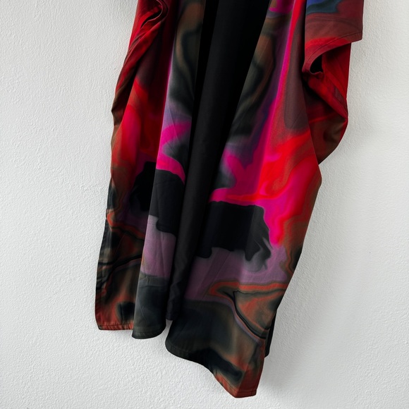 Pink Liquid Swirl Kimono - Picture 6 of 9